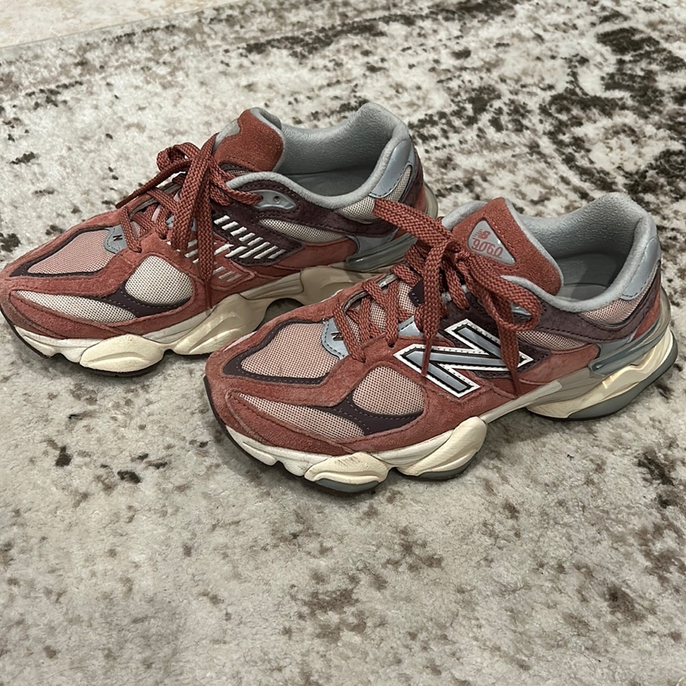 New Balance 9060